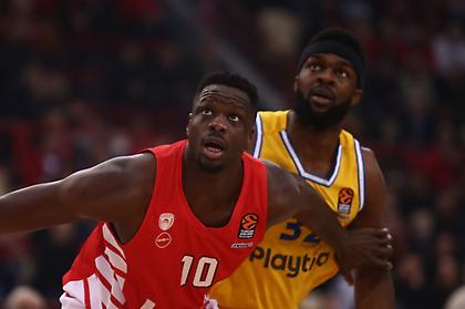 Εκτός με Άρη ο Φαλ στον Ολυμπιακό