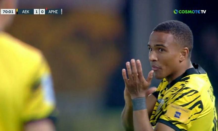 Επέστρεψε μετά από σχεδόν τρεις μήνες απουσίας και αποθεώθηκε από τους φίλους της ΑΕΚ ο Ελίασον!