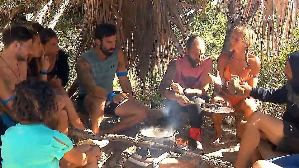 Survivor: Έξαλλη η Μαριαλένα με τη Στέλλα: «Η Καρολίνα δεν είναι εδώ για να απαντήσει»