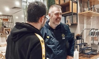 Επισκέφθηκε την αποστολή της ΑΕΚ στην Κωνσταντινούπολη ο Δέδας