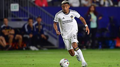 Μπαρτσελόνα: Μετά τον Άμραμπατ, πάει και για... Αραούχο