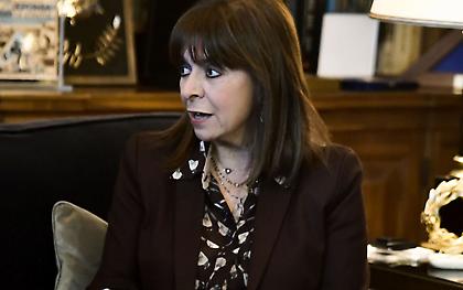 Πτώση Φάντομ: Στις κηδείες των δύο χειριστών η Πρόεδρος της Δημοκρατίας