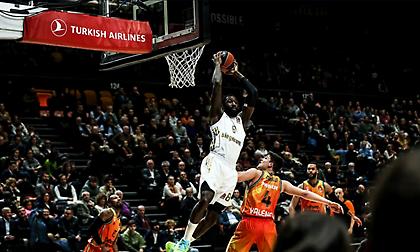 Αμφίβολος με Μπαρτσελόνα ο Χάντερ