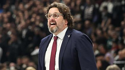 Φοβερή ατάκα Τρινκιέρι: «Η άμυνά μας ήταν για… πορνογραφία»