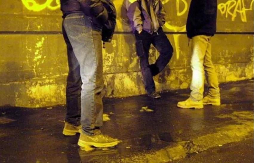 Βόλος: Ανήλικοι απείλησαν να χτυπήσουν 50χρονο λόγω ομάδας