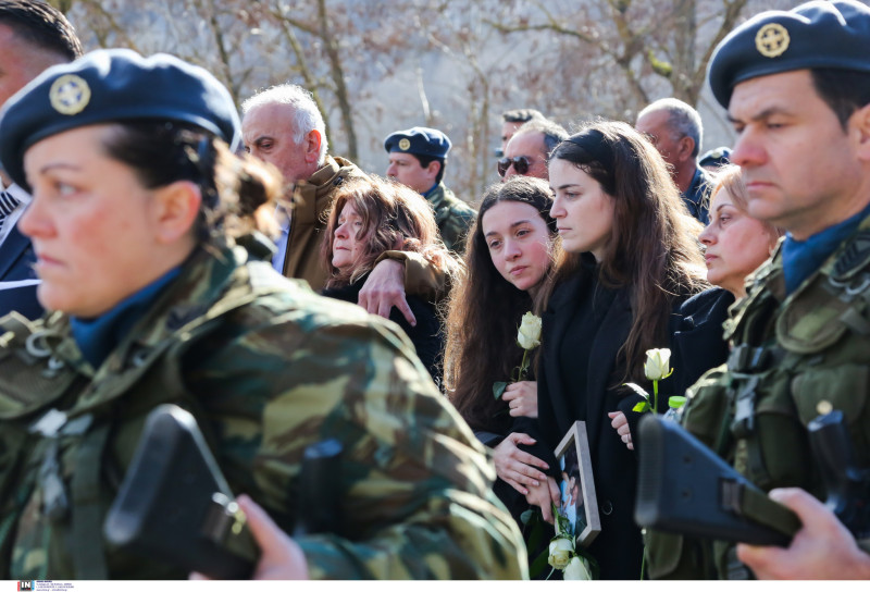 Kηδεία Τσιτλακίδη: Ράγισαν καρδιές στο τελευταίο «αντίο»