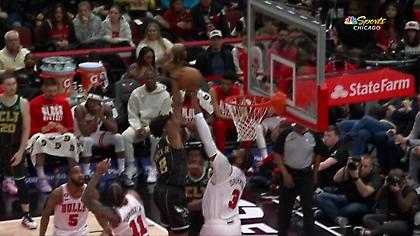 NBA Top 10: Στην κορυφή η «πτήση» του Σμιθ πάνω από τον Ντράμοντ