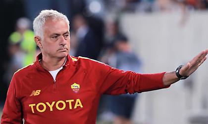 Μουρίνιο: Τιμωρία ενός μήνα για τον βοηθό του, έβριζε και απειλούσε τους διαιτητές!