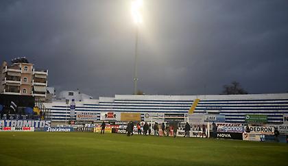 Ένταση στο Περιστέρι έξω από το γήπεδο!