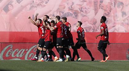 Αυτοχειρία για Ρεάλ και… τρίβει τα χέρια της η Μπαρτσελόνα!