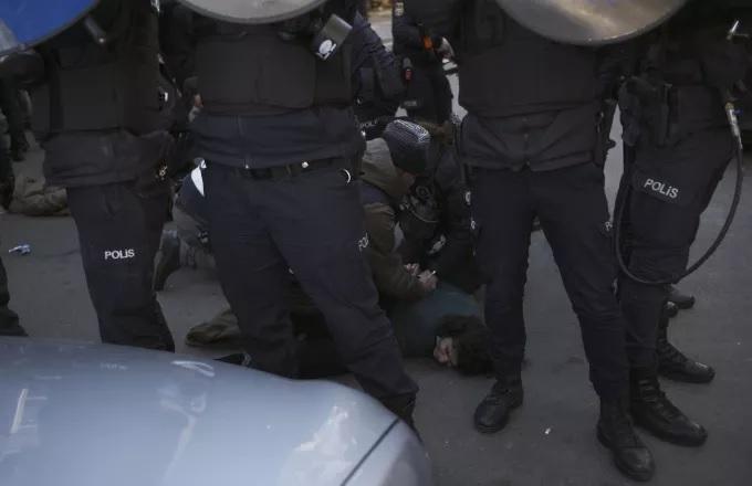 Τουρκία: Συλλήψεις όσων διαμαρτύρονται για ανεπάρκεια