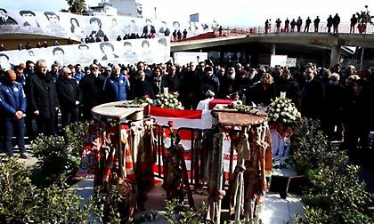 Τίμησε τη μνήμη των θυμάτων της Θύρας 7 ο Ολυμπιακός