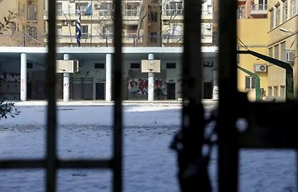 Σχολεία: Σε ποιες περιοχές της Αττικής και της Ελλάδας θα παραμείνουν κλειστά και την Πέμπτη