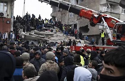 Νέο θαύμα από την ΕΜΑΚ: Απεγκλώβισε 20χρονη μετά από πέντε ώρες προσπάθειας