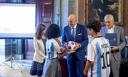 Δωρεά δύο γηπέδων ποδοσφαίρου με όνομα «Ελλάδα» στην Αργεντινή