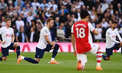 Η Premier League ξανα...γονατίζει ενάντια στον ρατσισμό
