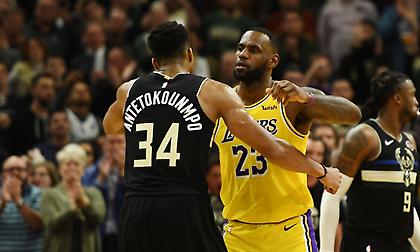 Αντετοκούνμπο για Λεμπρόν: «Για μένα αποτελεί το απόλυτο παράδειγμα προς μίμηση»