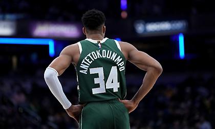 Πρόστιμο δύο χιλιάδων δολαρίων στον Γιάννη για… πανηγυρισμό!