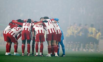 Πέντε φωτογραφίες που λένε πολλά για το καθαρό μυαλό που δεν υπάρχει στον Ολυμπιακό