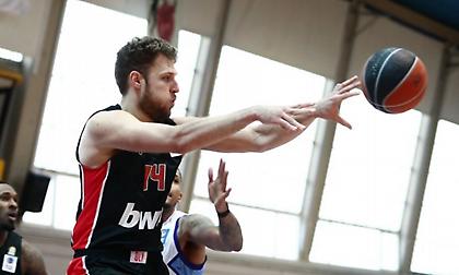 Βεζένκοφ: «Αφήνουμε την Ευρωλίγκα πίσω, κοιτάμε το Κύπελλο»