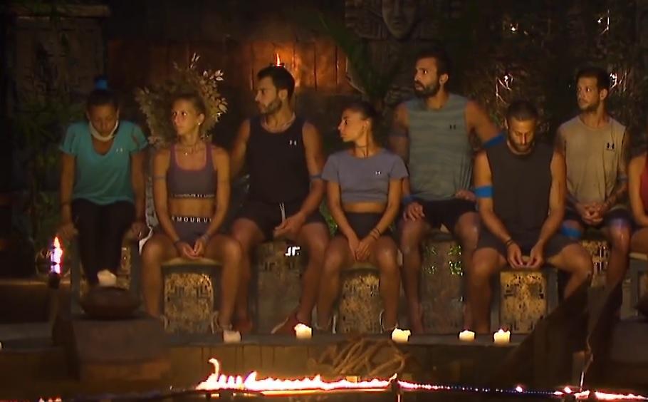 Survivor: Η Μελίνα καταρρέει και αποχωρεί από το συμβούλιο