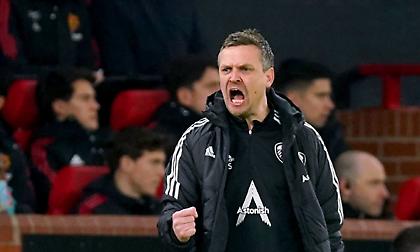 Συνεχίζει με τον υπηρεσιακό Σκουμπάλα τη μάχη για την παραμονή η Λιντς