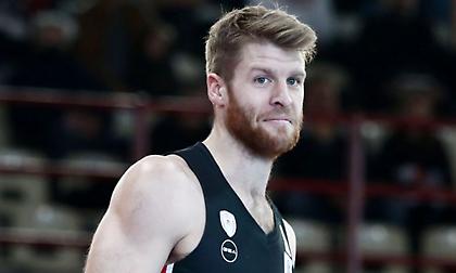 Τρολάρισμα Ολυμπιακού σε Γουόκαπ για του Αγίου Βαλεντίνου: «Μέχρι μουστάκι θα σε βάλει να ξυρίσεις»