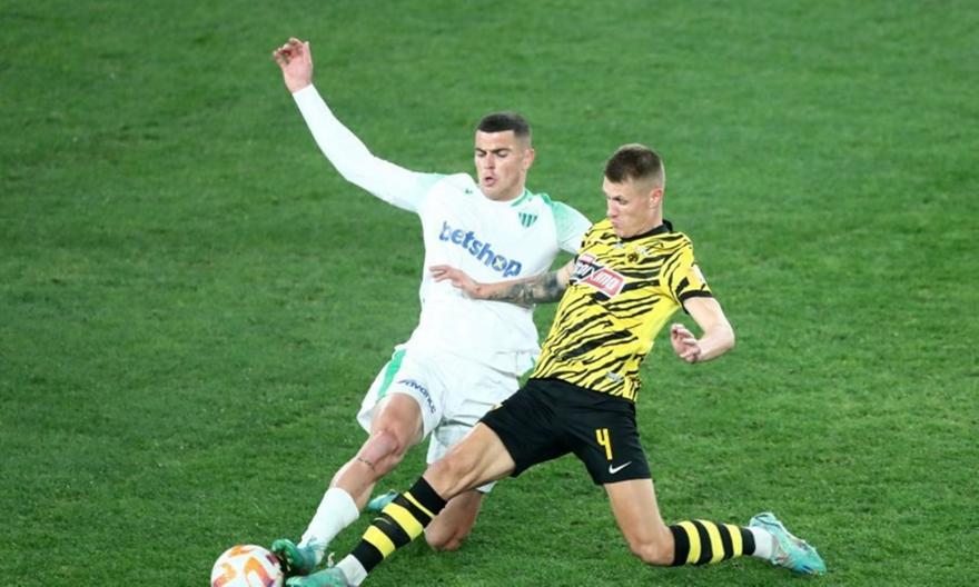 Κίνδυνος από κίτρινες για αρκετούς παίκτες της ΑΕΚ