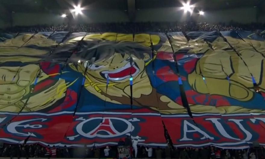 Παρί Σεν Ζερμέν: Coreo με One Piece