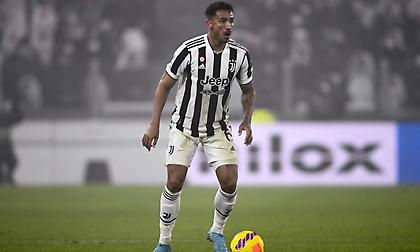 Ανανεώνει το συμβόλαιό του με τη Γιουβέντους ο Ντανίλο