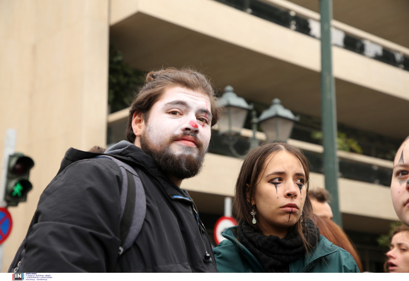 Νέα συγκέντρωση των καλλιτεχνών