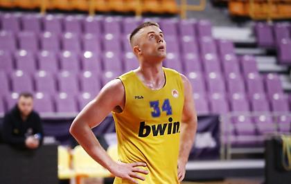 Χάμερ στο sportfm.gr: «Φανταστικός κόουτς ο Σπανούλης, μακάρι ημιτελικό με ΑΕΚ»