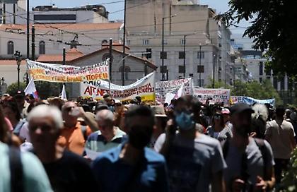 Απεργιακές συγκεντρώσεις σήμερα από δασκάλους και καθηγητές, κατά της αξιολόγησης