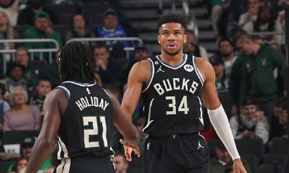 Αντετοκούνμπο για τον τραυματισμό του: «Δεν νιώθω πόνο»