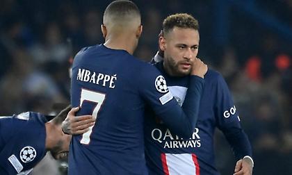 Ο Εμπαπέ διαβεβαίωνε πως όλοι στην Παρί είναι συγκεντρωμένοι και ο Νεϊμάρ πήγαινε για πόκερ!