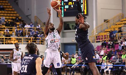 Με το… κάτι σαν μπάσκετ του τέταρτου δεκαλέπτου δεν έχει τύχη κόντρα στον Ολυμπιακό