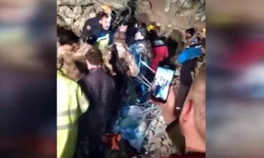 Σεισμός Τουρκία: Τρεις διασώσεις μετά από 261 ώρες
