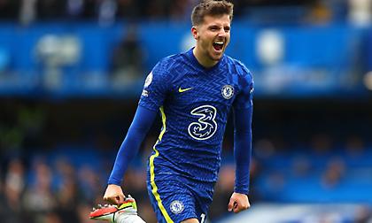 Λίβερπουλ, Σίτι και Γιουνάιτεντ... καραδοκούν για Μάουντ!