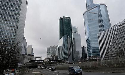 Πανικός σε εμπορικό κέντρο στο Παρίσι - Αναφορές για τραυματία!