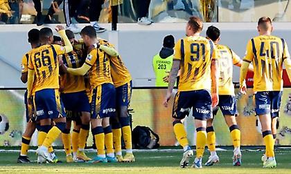 Γκέλαρε στη Λεμεσό και έκανε δώρο στον ΑΠΟΕΛ η ΑΕΚ Λάρνακας