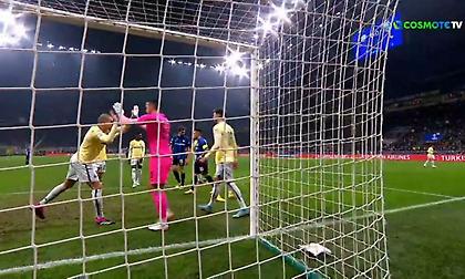 Πήγε να σκοράρει με απίθανη έμπνευση ο Τσαλχάνογλου, τον σταμάτησε ο Ντιόγκο Κόστα