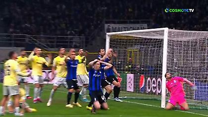 Απίθανη επέμβαση με το... μπράτσο από τον Ντιόγκο Κόστα σε εξ επαφής κεφαλιά του Μπαστόνι!