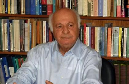 Πέθανε ο δημοσιογράφος και πρώην υπουργός του ΠΑΣΟΚ, Γιώργος Ρωμαίος