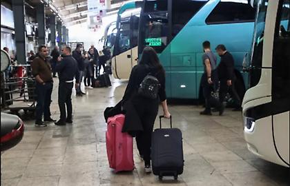 Χαμός στα ΚΤΕΛ για Πάτρα: Ένα λεωφορεία κάθε 3 λεπτά