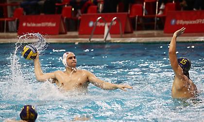 Συνεχίζει μόνος πρώτος ο Ολυμπιακός, άνετα τον Παναθηναϊκό η Βουλιαγμένη