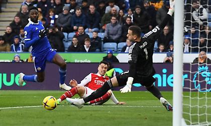 Πέρασε από το Λέστερ και ξέφυγε στο +5 η Άρσεναλ, κατάρρευση στο τέλος για Νότιγχαμ