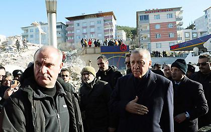 Ερντογάν για σεισμό: Συγγνώμη για την καθυστέρηση στις επιχειρήσεις διάσωσης