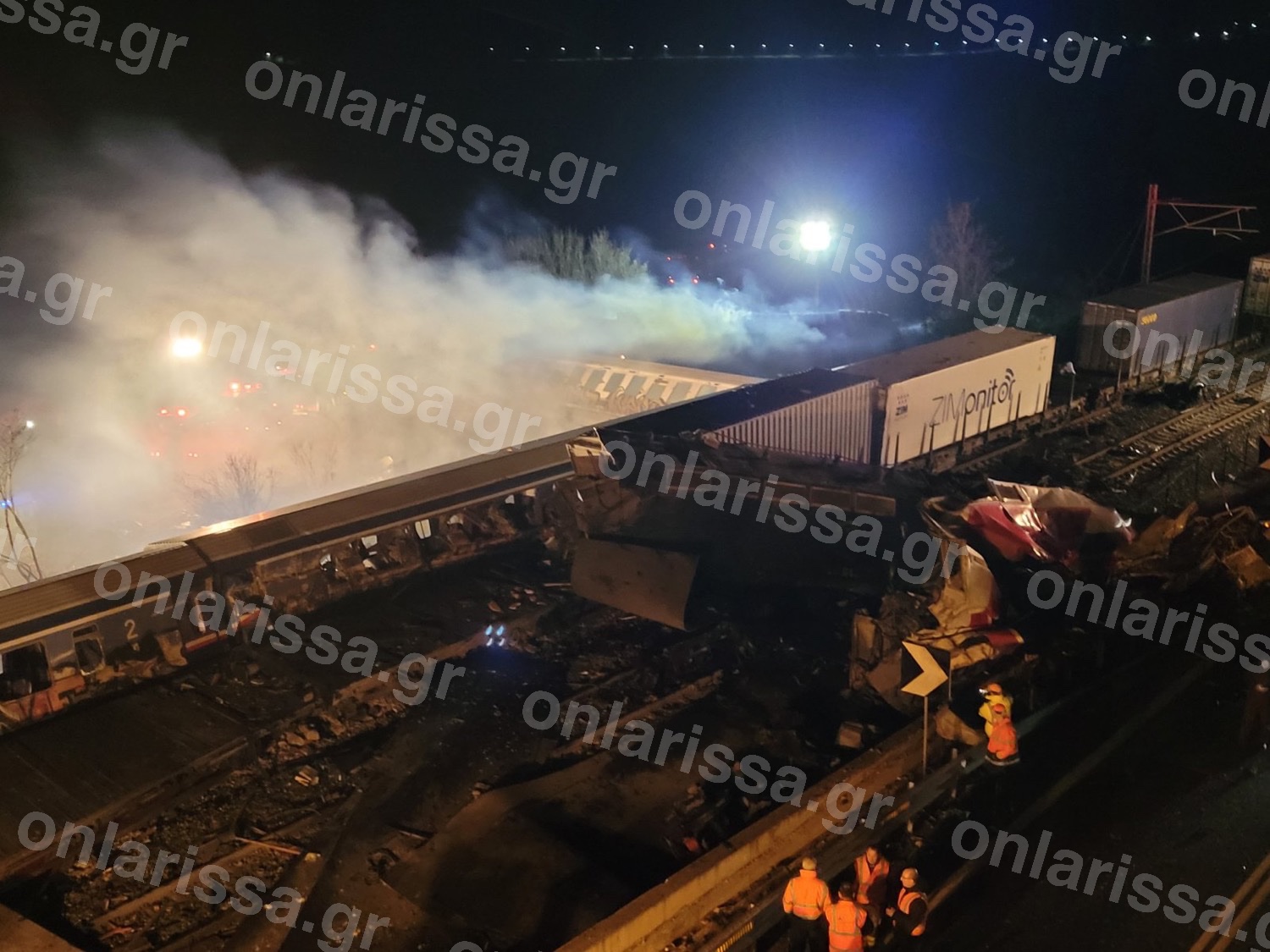 Λάρισα: Φωτογραφίες από ψηλά μετά τη σύγκρουση τρένων