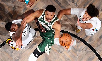 Αντετοκούνμπο: «Όταν βγαίνω στο παρκέ τα δίνω όλα»