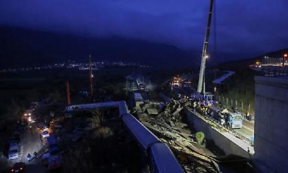 Ανείπωτη τραγωδία: Στους 44 οι νεκροί, φόβος πως θα φτάσουν τους 55-56